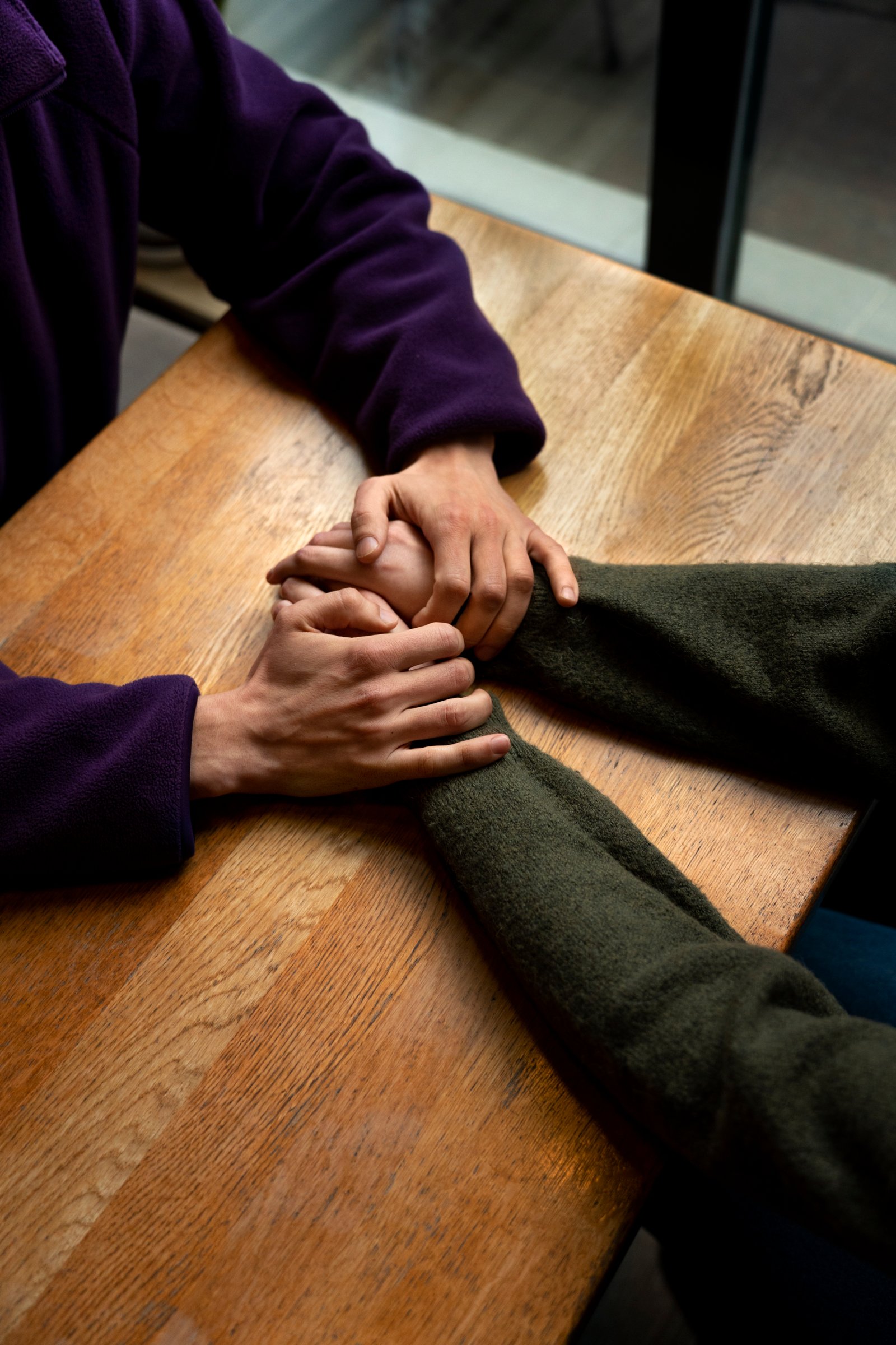 hands-holding-each-other-support